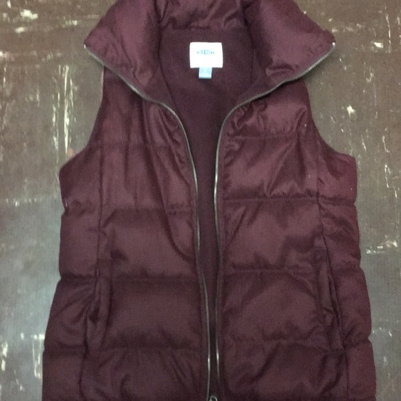 Maroon vest - Picture 1 of 2